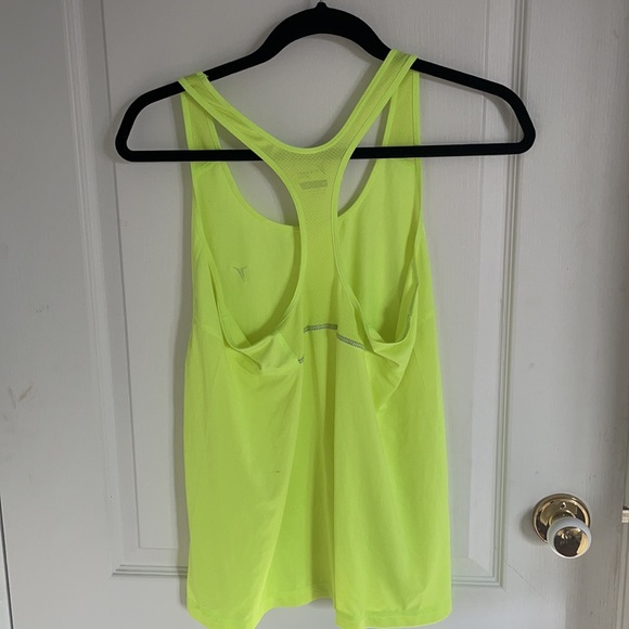 Work Out Tank - Picture 2 of 2